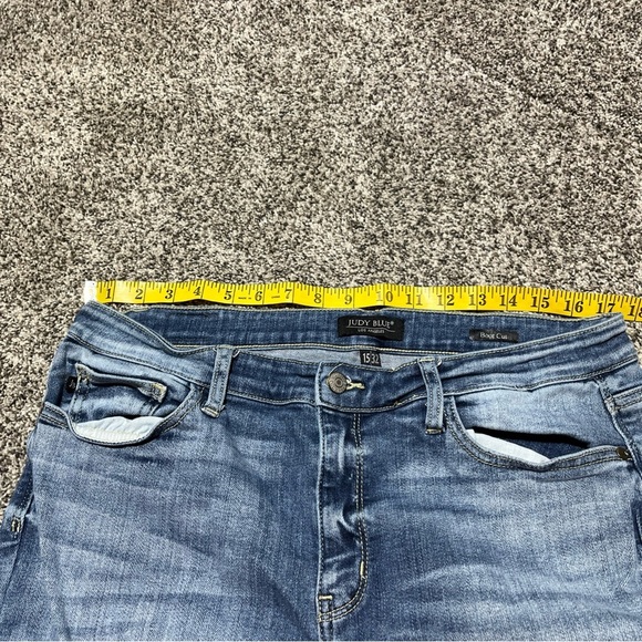 Judy Blue Distressed Boot Cut Light Wash Stretch Jeans Womens 15/32 - Picture 5 of 10